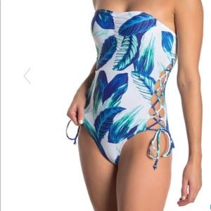 RACHEL RACHEL ROY ONE-PIECE SWIMWEAR SIZE LARGE
